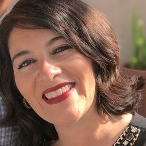 Meet your Posher, Ileana